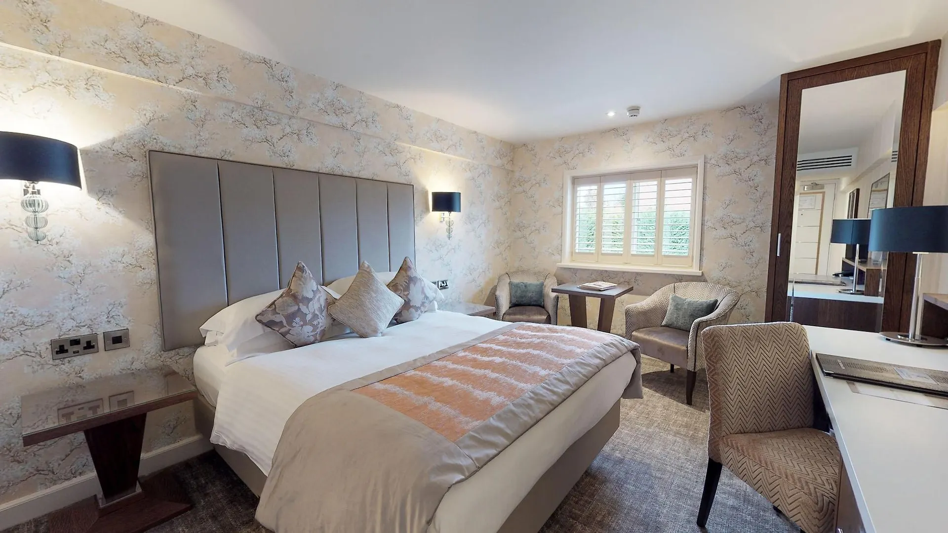 Grosvenor Pulford Hotel & Spa 4*,